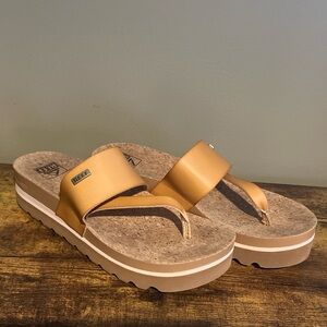 Reef Women's Tan Sandals